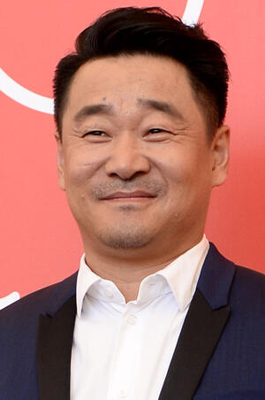 Jun Hu
