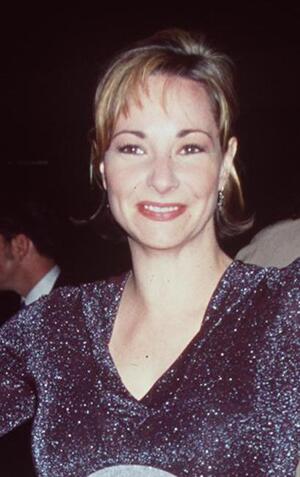Leila Kenzle