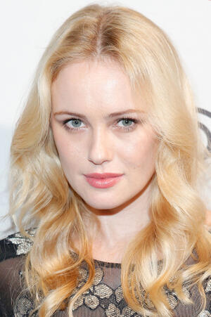 Hannah New