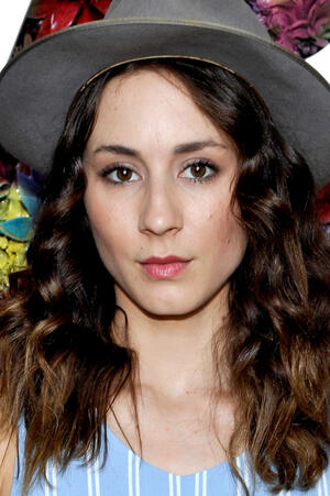 Troian Bellisario