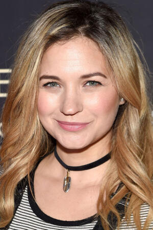 Vanessa Ray