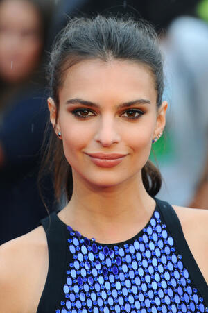 Emily Ratajkowski