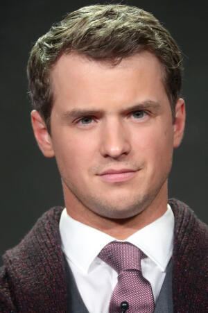 Freddie Stroma