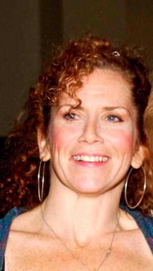 Amy Stiller