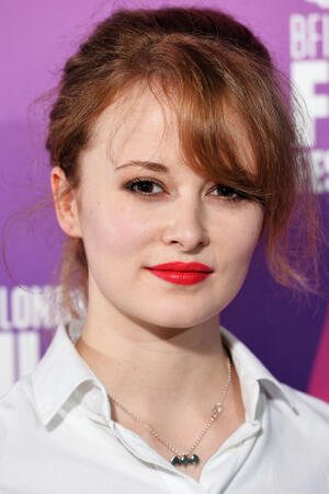 Shannon Tarbet