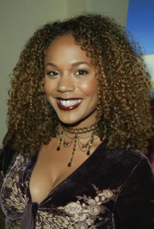 Rachel True