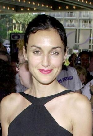Lisa Zane