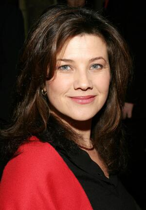 Daphne Zuniga