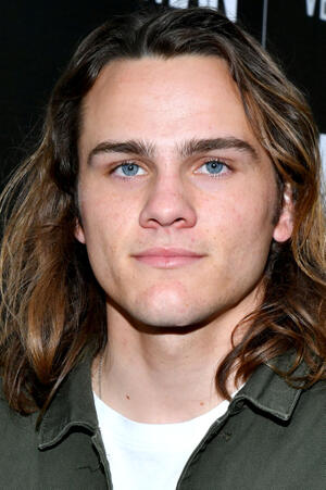Alex Neustaedter