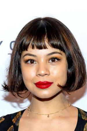 Eva Noblezada