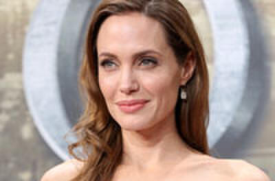 Top 10 Highest Paid Actresses Combine for $182 Million in Earnings; Find Out Who Made the List