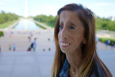 Lizzie Velasquez Tackles Cyberbullying with 'A Brave Heart' 