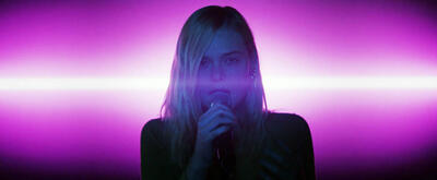 'Teen Spirit' Exclusive Video: Elle Fanning Says It Must Be Experienced on the Big Screen