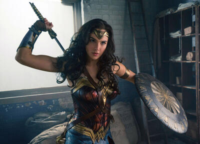 Movie News: Gal Gadot Touted for Bradley Cooper's 'Deeper'