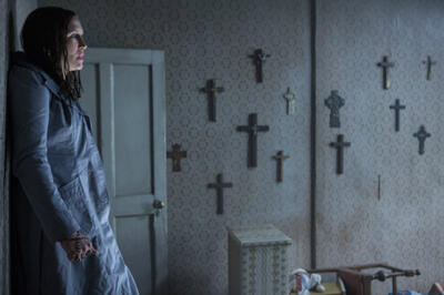 First 'The Conjuring 2: The Enfield Poltergeist' Trailer Takes the Scares to England