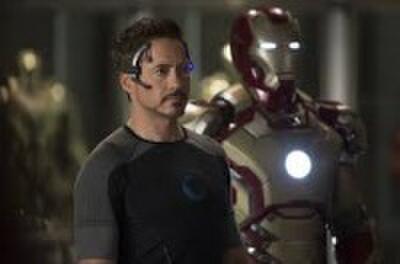 'Iron Man 3' Trailer Finally Arrives … With a Bang! Plus Five More New Pics!