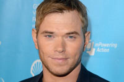 'Twilight' Star Kellan Lutz Swings a Lightning-Charged Blade in 'Hercules: The Legend Begins' Trailer