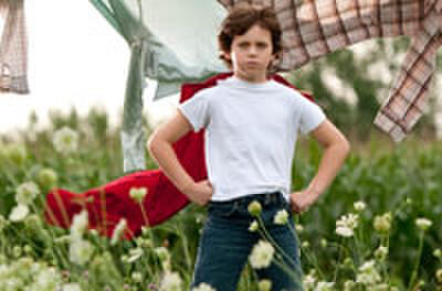 Superman: Clark, Lois and More in New 'Man of Steel' Images, Plus Collector's Book Preview