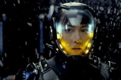 'Pacific Rim' Photos: Our Best Look at Guillermo del Toro's Massive Monster-Fighting Robots
