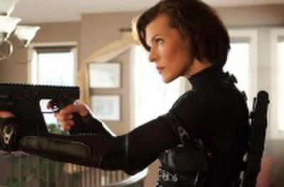 'Resident Evil: Retribution' Unveils Full Trailer, Hosts Milla Jovovich Online Q&A