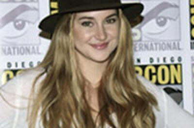 'Divergent''s Shailene Woodley on Fame; Harrison Ford Supports Gay Marriage