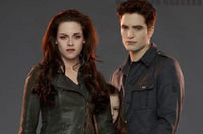 Bella and Edward Shield Renesmee in Latest 'Breaking Dawn' Pics