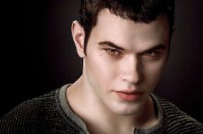 'Twilight' Co-Star Kellan Lutz Says 'Breaking Dawn' Ends Differently From Book, Promises End-Credit Surprise