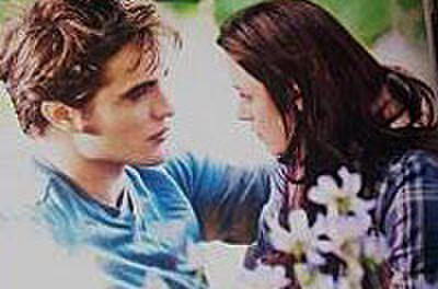 Bella and Edward in First Images from 'The Twilight Saga: Eclipse'
