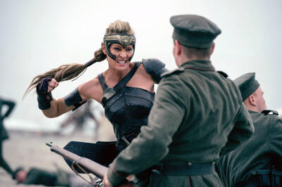 Another 'Wonder Woman' Star to Return in 'Justice League'