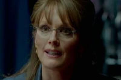 Julianne Moore as Sarah Palin in 'Game Change' Trailer