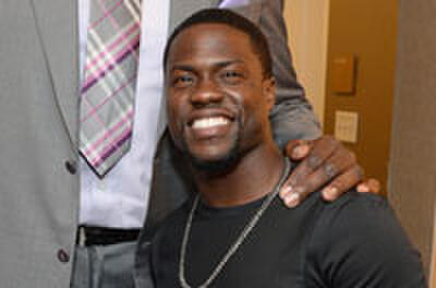 Celebrity Tweets: Kevin Hart and Shaq Pose Together, Oprah Recommends a Movie (Not Titled 'The Butler')