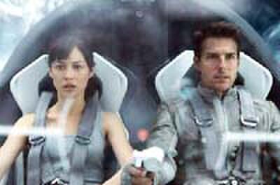 Marrieds at the Movies: Why 'Oblivion' Isn't a Great Date Movie