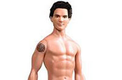 Twilight Scoop: New Video Game, Lautner Barbie and Watch the Premiere!