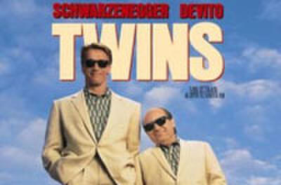 'Twins' Sequel Planned with Schwarzenegger, DeVito and… Eddie Murphy?!