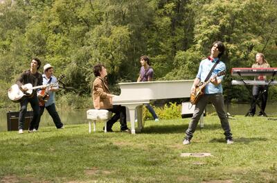 Jonas Brothers: The 3D Concert Experience - Tickets & Showtimes Near You |  Fandango
