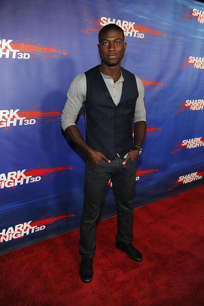 Shark Night 3d Fandango