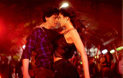 Jab Tak Hai Jaan Fandango Samar anand (shah rukh khan), a poor musician on the streets of london, becomes a there was one scene where katrina kaif's acting wasn't that great, but she was pretty good in the rest of the movie and she danced and sang well, if. jab tak hai jaan fandango