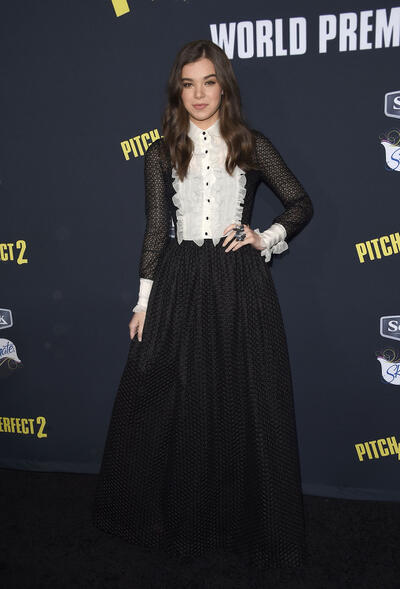 Pitch Perfect 2 2015 Fandango