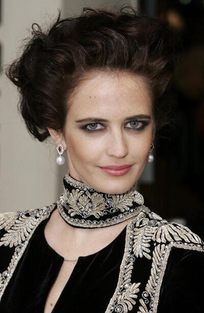 princess polly baby blue dress French actress Eva Green arrives to the premiere of the new 007 'Casino  Royale' held at