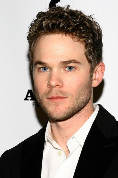 Shawn Ashmore Pictures and Photos | Fandango