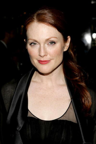 Julianne Moore Pictures and Photos | Fandango