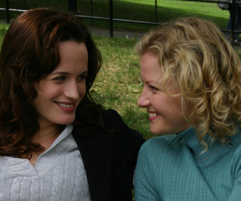 Allegra (Elizabeth Reaser) starts a relationship with Grace (Gretchen Mol) in "Puccini for Beginners."