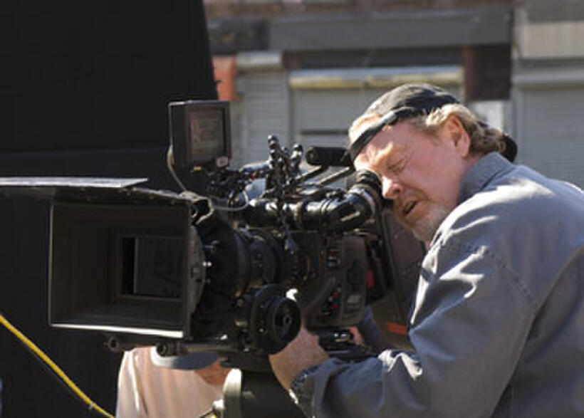 On the set of "American Gangster."