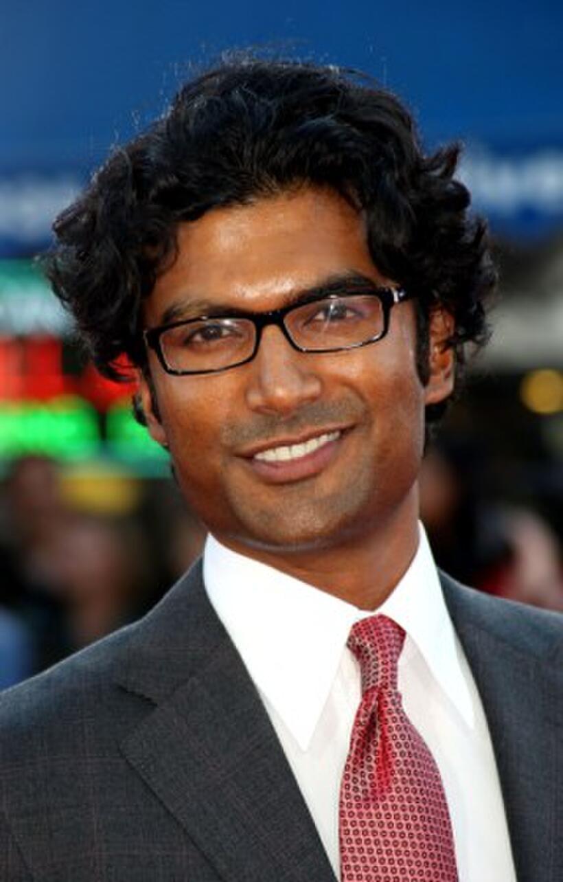 Sendhil Ramamurthy at the World premiere of "Get Smart."
