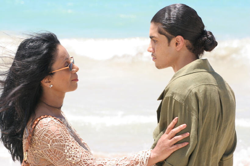 Wanda De Jesus and Rick Gonzalez in "Illegal Tender."