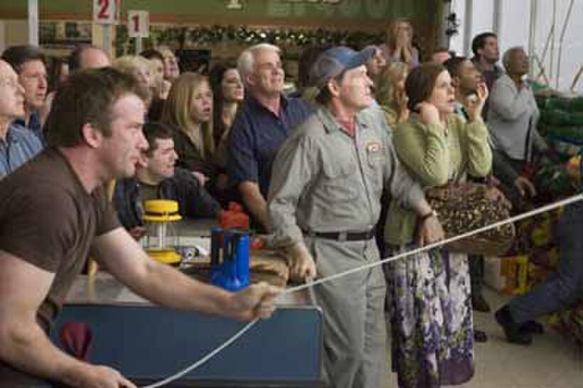 Thomas Jane and Marcia Gay Harden in "The Mist."  