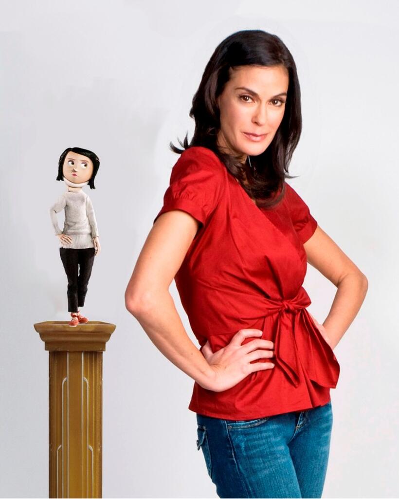 Coraline Movie Tickets & Showtimes Near You Fandango