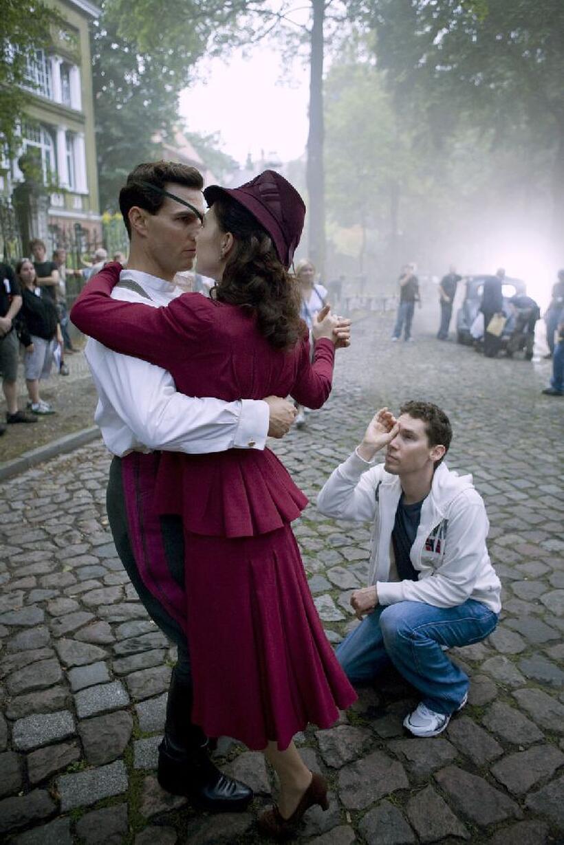 Director/Producer Bryan Singer, Tom Cruise and Carice Van Houten on the set of "Valkyrie."