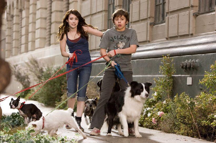 Emma Roberts as Andi and Jake T. Austin as Bruce in "Hotel for Dogs."