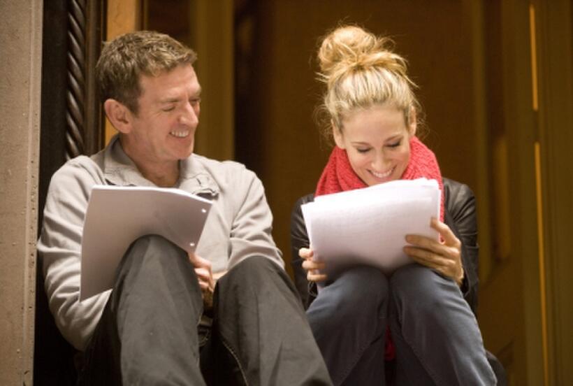 Director/Writer Michael Patrick King and Sarah Jessica Parker on the set of "Sex and the City."